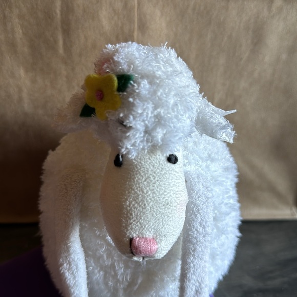 Adorable sheep plushie with green and purple socks - Picture 2 of 4